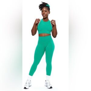 BuffBunny Legacy Pocket Legging in Lucky Charm